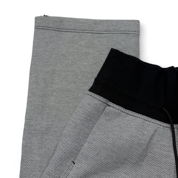 Nike Sportswear Tech Fleece Sweatpants Womens Small NWT Gray‎ Black Pants - Picture 2 of 15